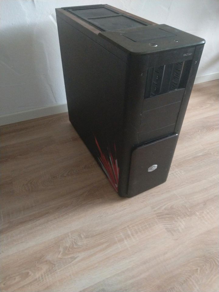 Coolermaster eatx Aluminium Computer Gehäuse in Wenden