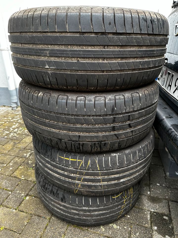 Goodyear EfficientGrip Performance 225/55 R16 95W 2-3 Saisons in Selters