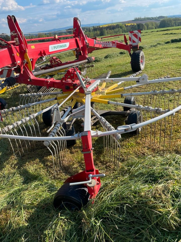 Pöttinger Top 662  Schwader.(Claas,Fella,Krone)Tausch !4 Kreisel in Hof (Saale)