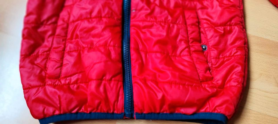 Steppjacke in rot in Friedewald