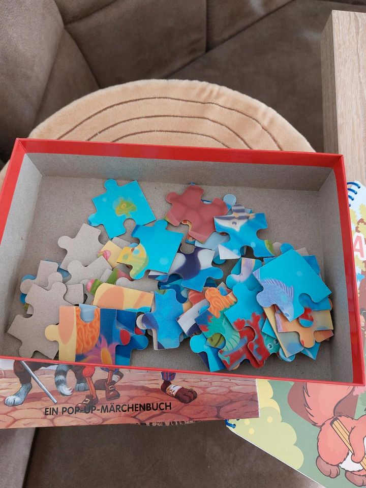 Buch Puzzle Malbuch Spielzeug zu verschenken in Magdeburg