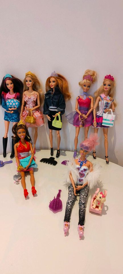 Barbie Puppe Fashionistas Wimpern 100 Posen Raquelle Nikki in Hamburg