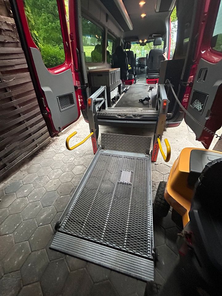 Mercedes Sprinter mit Rollstuhllift TÜV Neu !!! in Leer (Ostfriesland)