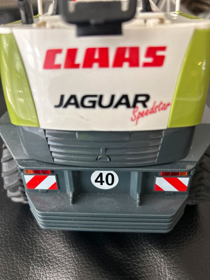 Claas Mähdrescher in Holzgerlingen