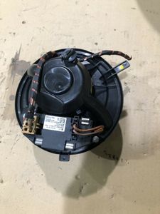 Gebläsemotor Lüftermotor Heizungsgebläse für Audi A3 8P qu 08-13 1K1820015F