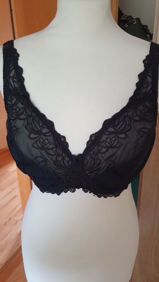 Hunkemöller Damen BH 80E schwarz Spitze NEU in Lilienthal