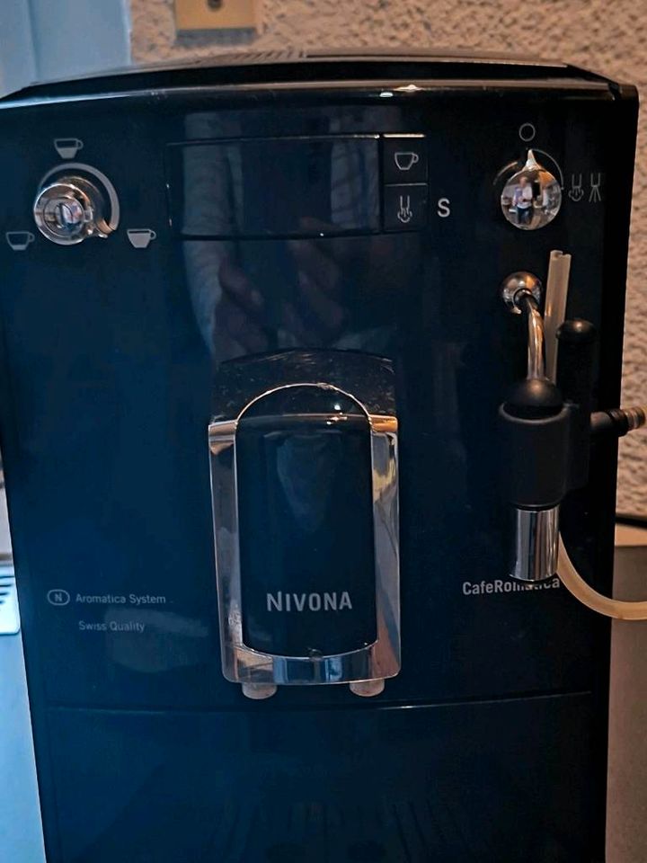 Verkaufe  Kaffeevollautomat  zum herrichten oder reparieren in Gersthofen