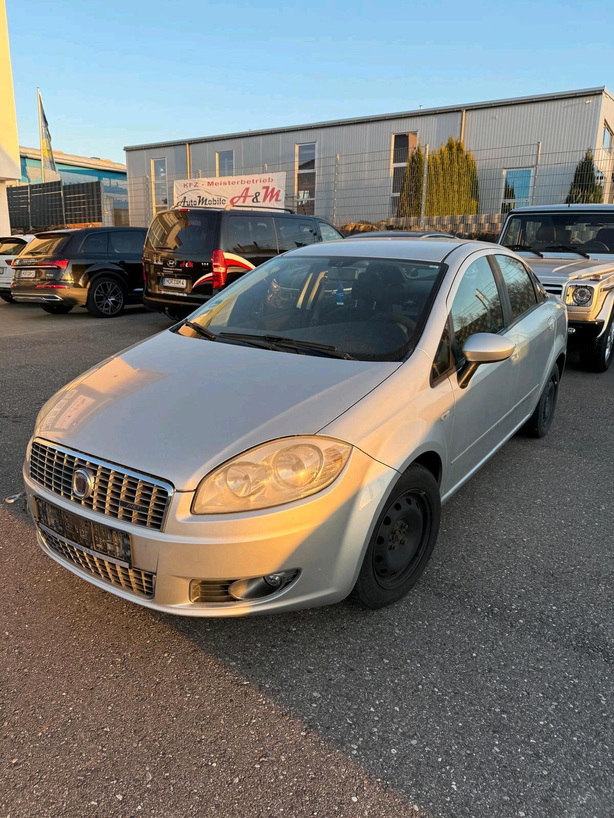 Abbildung des Autos Fiat Linea