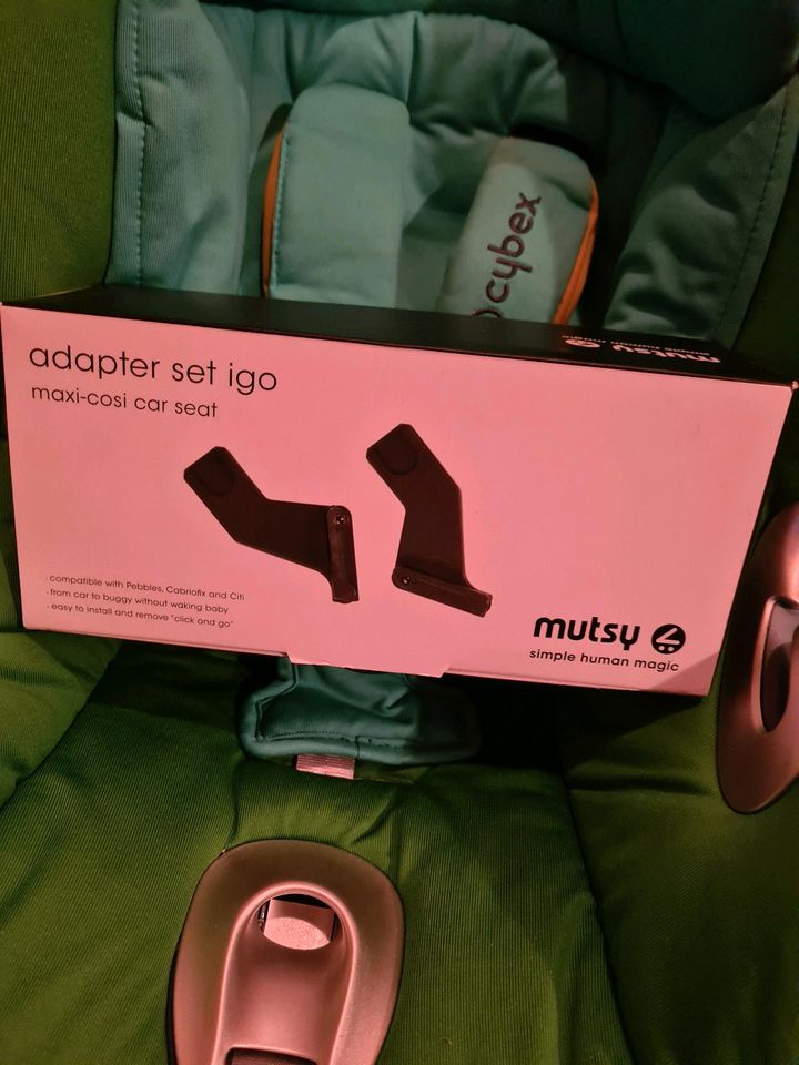 Mutsy iGo Kinderwagen/ Kombikinderwagen + Adapter für Maxi Cosi in Augsburg