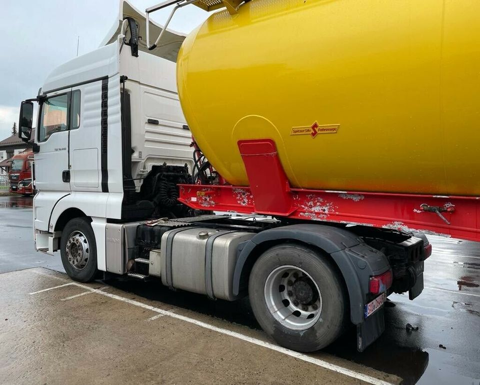 MAN Dieseltank verschiedene Größen in Weiden (Oberpfalz)