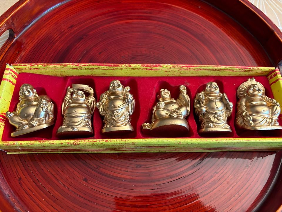 6 Lucky-Buddhas , neu in Dresden