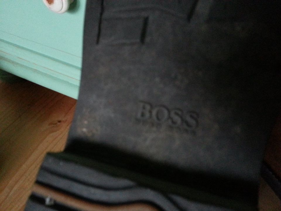 HUGO BOSS Wild-Leder-Schnürschuhe braun Größe 42 (8) in Osterholz-Scharmbeck