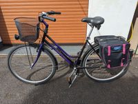 Fahrrad - lila, mit zwei Taschen und Korb Nordrhein-Westfalen - Solingen Vorschau