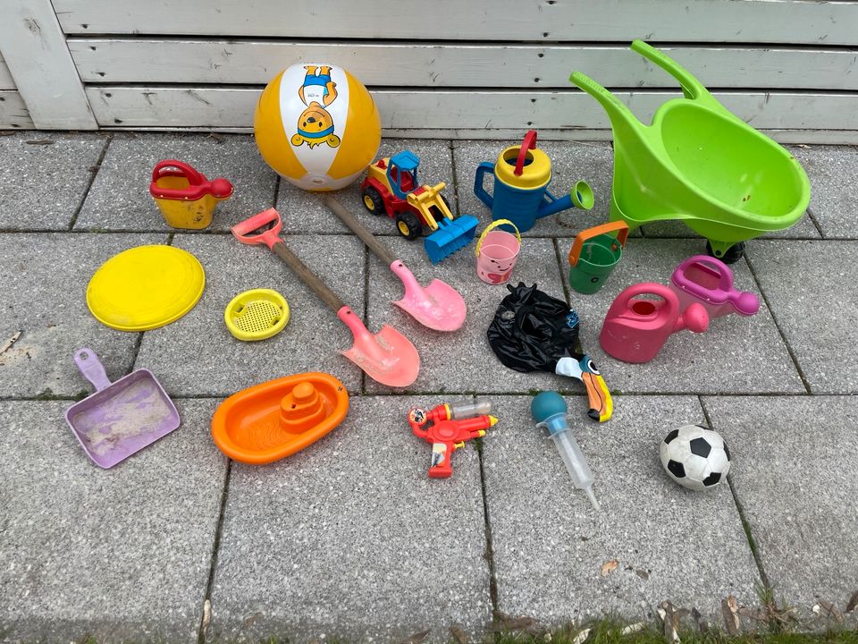 Kinder Garten Spielzeug Wasser und Sand Spielzeug als Set in Bottrop