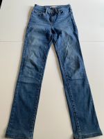 Levis Jeans Slimming 24 inch Nordrhein-Westfalen - Dormagen Vorschau