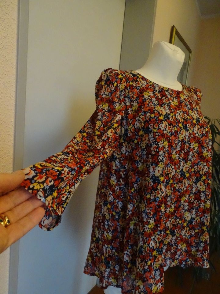 Bluse / TOP Claudie Pierlot, Paris  GR 40 Bunt in Freiburg im Breisgau