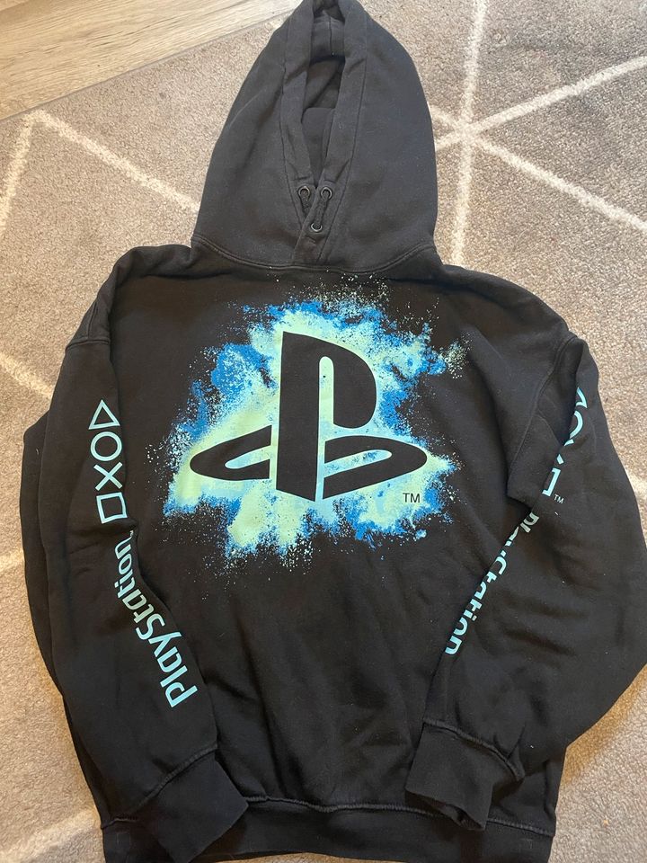 PlayStation Pullover h&m 146 152 in Hamburg