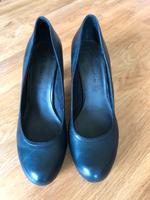 Tamaris Damen Leder Pumps Gr. 39 - wie NEU Hessen - Meißner Vorschau