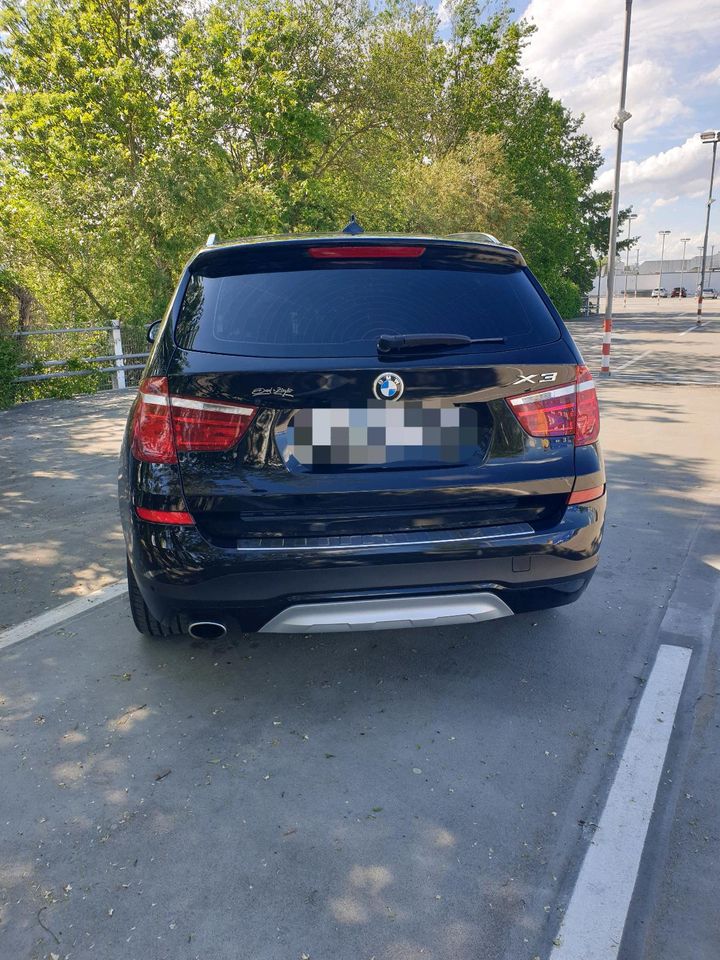 BMW X3  2.0 d.  X-LINA in Augsburg