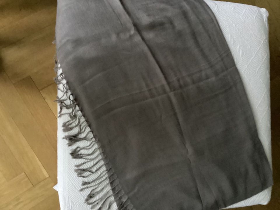 Edles Tuch Stola Schal Taupe Mocca 72x195 Cashmere 70% Seide 30% in Bonn