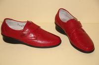 Halbschuhe mit Klettverschluss VITAFORM Gr. 39 Leder rot NP 120€ Niedersachsen - Jork Vorschau