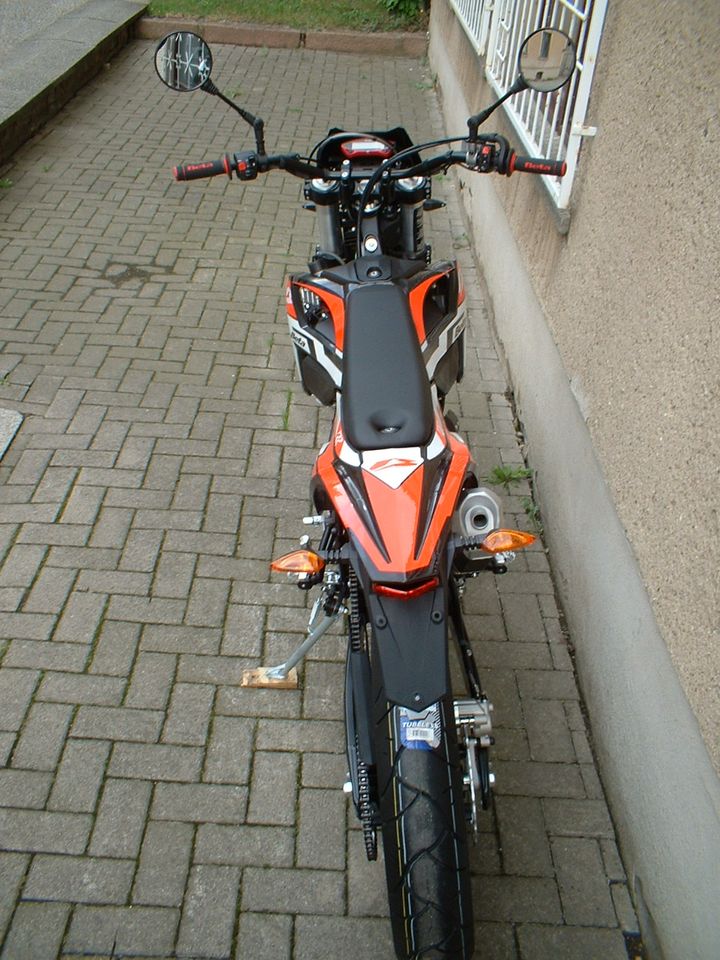 Beta RR 4T 125 Motard T Neufahrzeug in Aschersleben