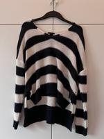 Schöner Lochstickerei Pullover H&M Bayern - Gerolzhofen Vorschau