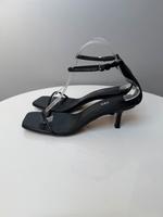 Zara Sandalen echtes Leder schwarz Gr. 38 Top Bayern - Haibach Unterfr. Vorschau