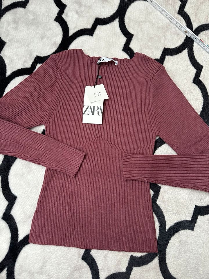 Damen Pullover Zara neu mit Etikett in Kiel