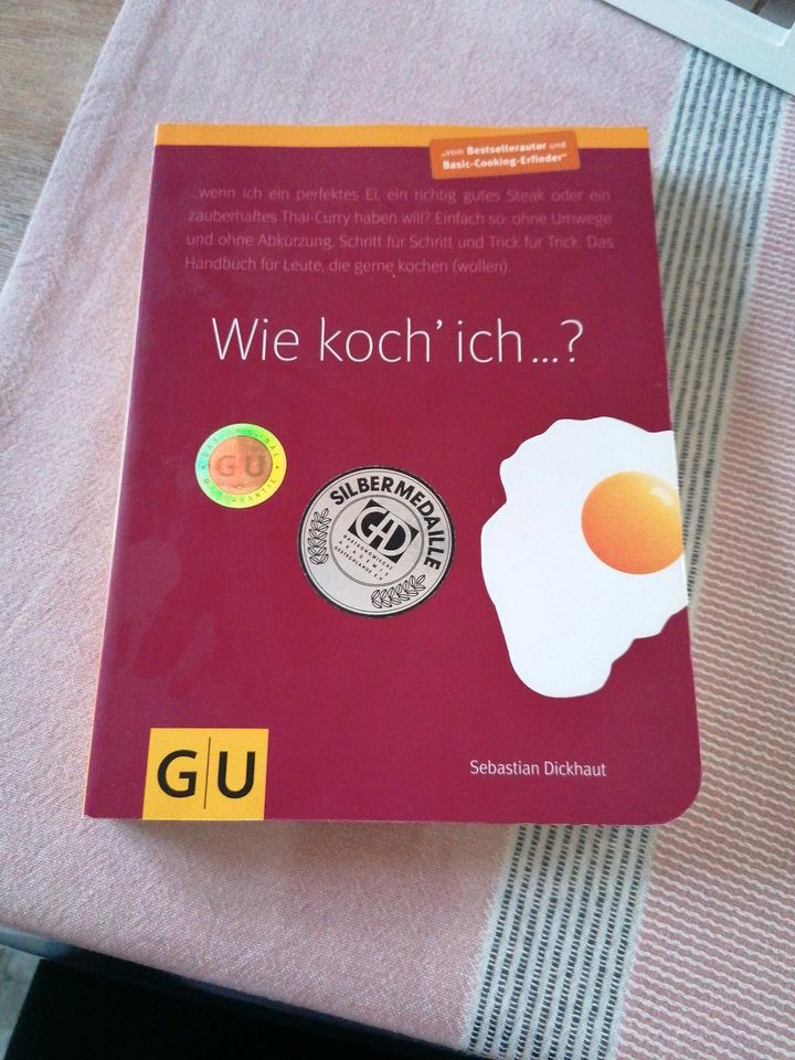 Ein Buch  Wie koch' ich? von GU. in Jagel