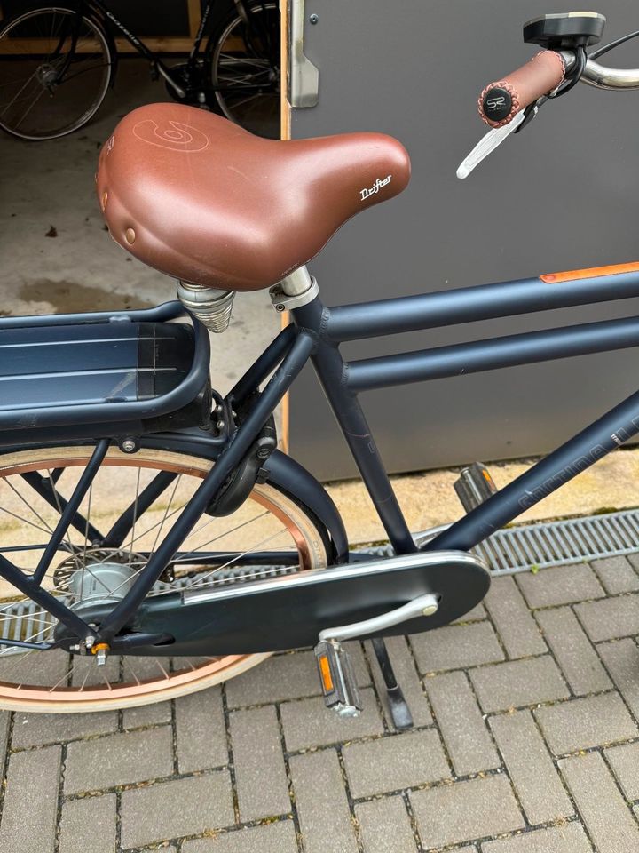 E-Bike im stylischen Hollandrad-Look in Witten