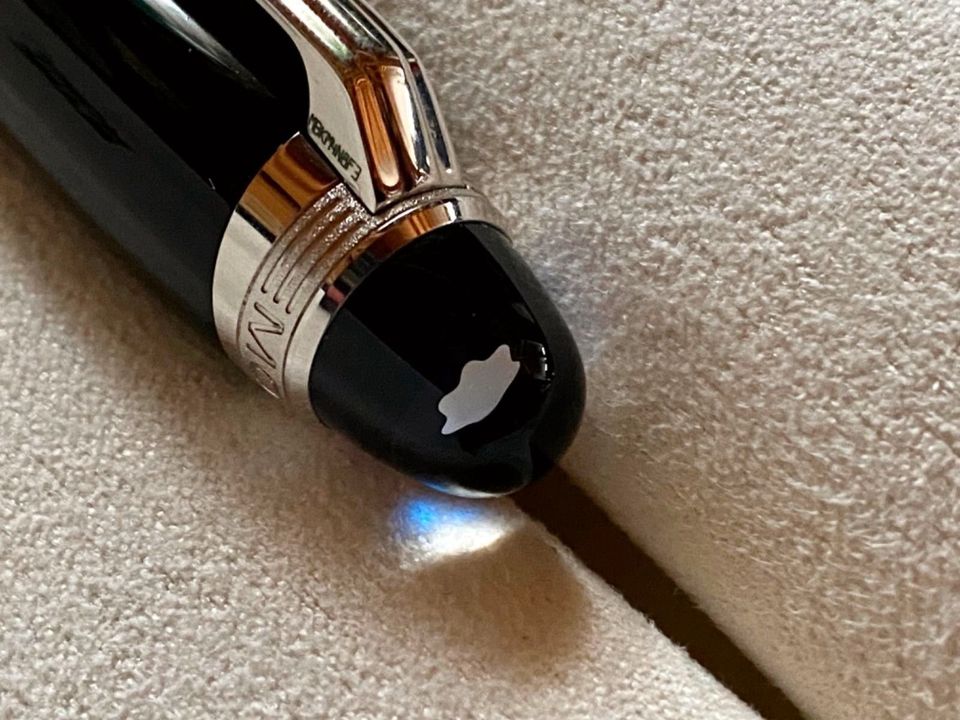 NEUw. MONTBLANC Starwalker · Precious Resin Fineliner in Dreieich