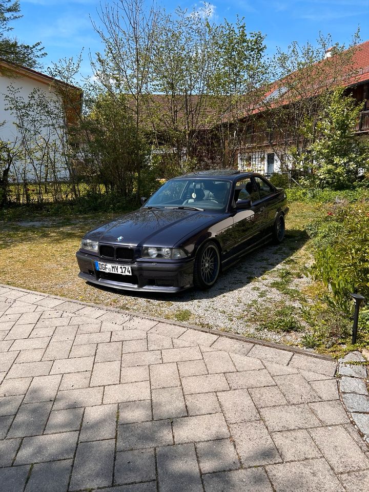 BMW E36 323i Coupe Ex320i Mit Ersatzmotor Tausch möglich E39 W124 in Reisbach
