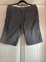 Kurze Herrenhose Bermuda Tom Tailor Größe 31 grau Bayern - Steinkirchen Vorschau