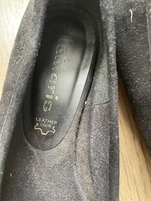 Tamaris Ballerinas schwarz Gr. 38 Leder wie neu in Krefeld