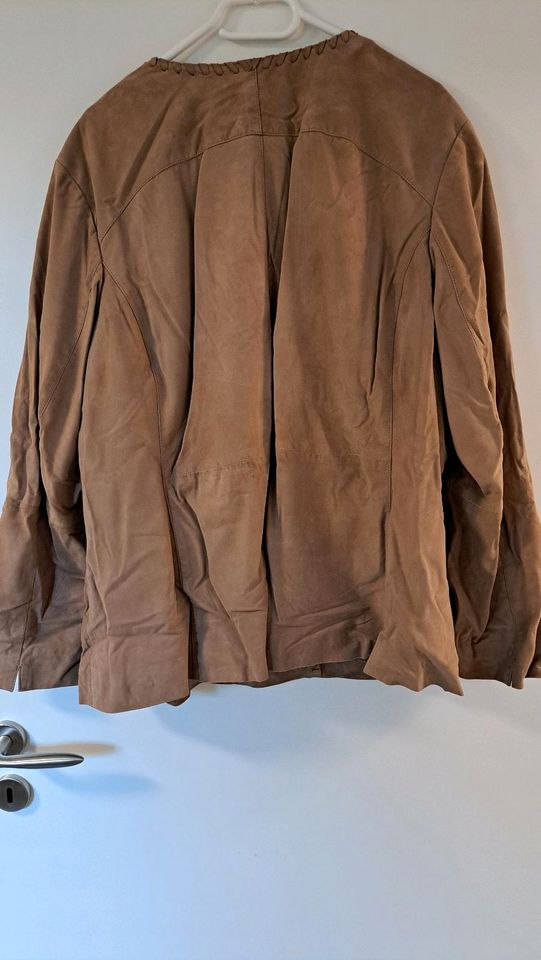 Echt Leder Damen Jacke Größe 52, beige in Essen