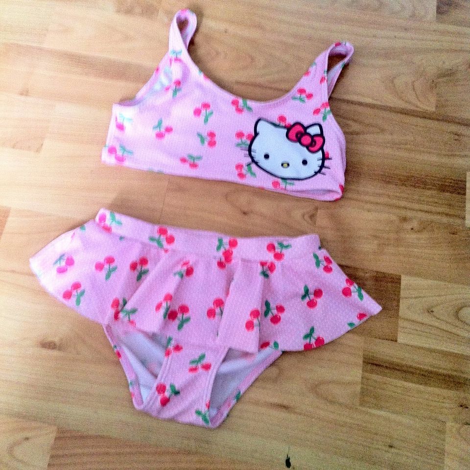 H&M  HELLO KITTY  Bikini rosa Gr.104/110 in Bad Driburg