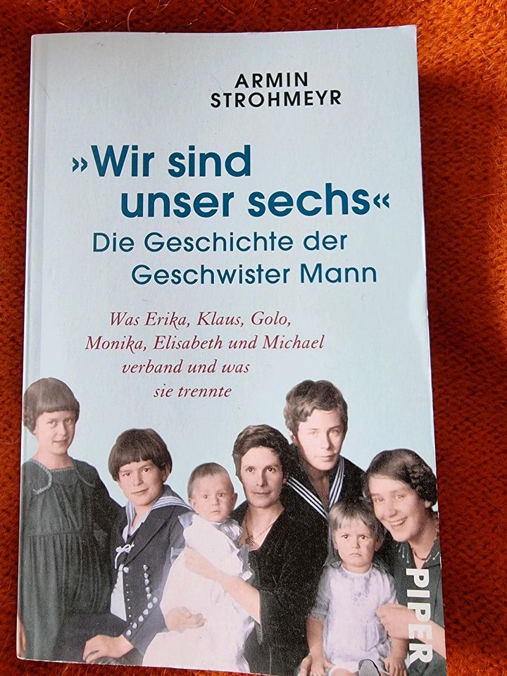Wir sind unser sechs Armin Strohmeyr Geschwister Mann in Hamburg