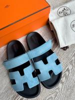 Hermes Hermès Chypre Sandalen Bleu Mineral blau Wildleder Gr. 38 Hessen - Königstein im Taunus Vorschau
