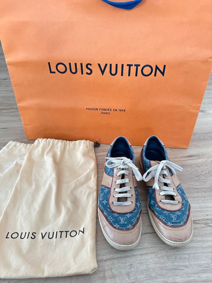 Louis Vuitton Retro Sneaker Turnschuhe Jeans in Köln