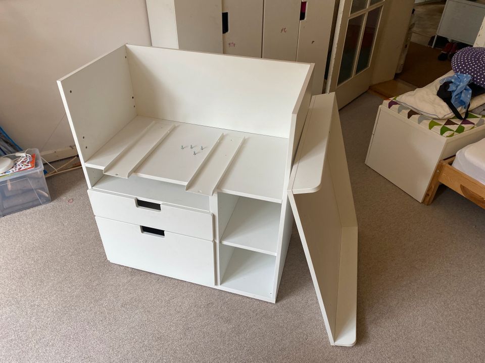 Wickelkomode IKEA Smastad in gutem Zustand in Berlin
