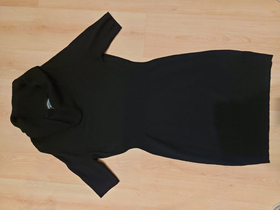 Strick-Kleid Gr. 44 schwarz in Köln