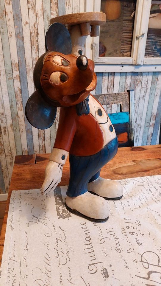 Mickey Maus Figur in Barsinghausen