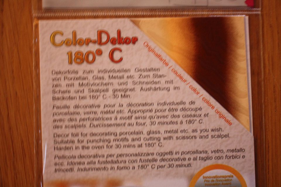 Color-Dekorfolie, versch. Farben, 100x200 mm. je 3,00 Euro in Kleve