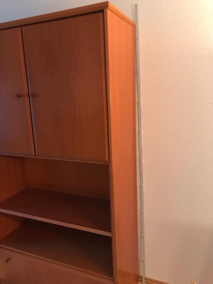 Wohnzimmer Schrank in Friedberg (Hessen)