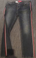 Street One Jeans mit Galonstreifen Gr. 36/30 Nordrhein-Westfalen - Balve Vorschau