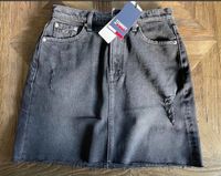 Tommy Hilfiger Jeansrock W27 neu Baden-Württemberg - Brackenheim Vorschau