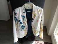 Blazer mit passendem Top von Comma Größe 42 Schleswig-Holstein - Ellerau  Vorschau