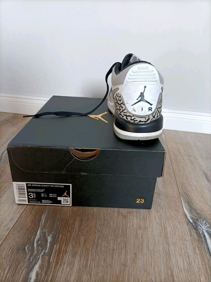 Jordan 312 Galaxy grau 35.5 in Bremen