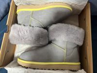 Ugg Boots gr. 38 neu grau/neongelb Schleswig-Holstein - Henstedt-Ulzburg Vorschau